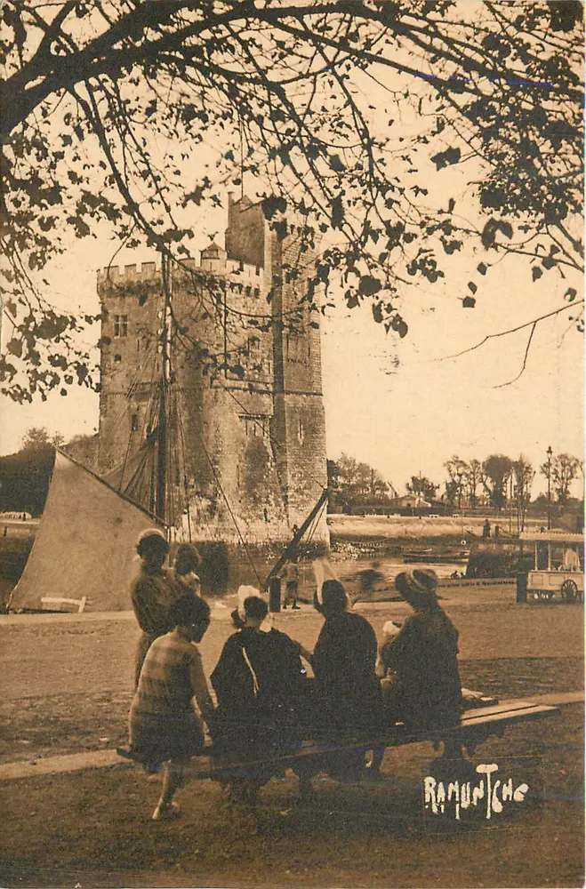 Torre de Belém — Lisboa — editor Ramuntche, número de série não visível - Frente