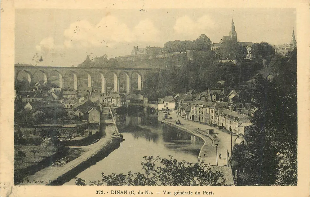 Dinan (C.-du-N.) — Visão geral do Porto — Editor B. Cochu, n° 372 - Frente