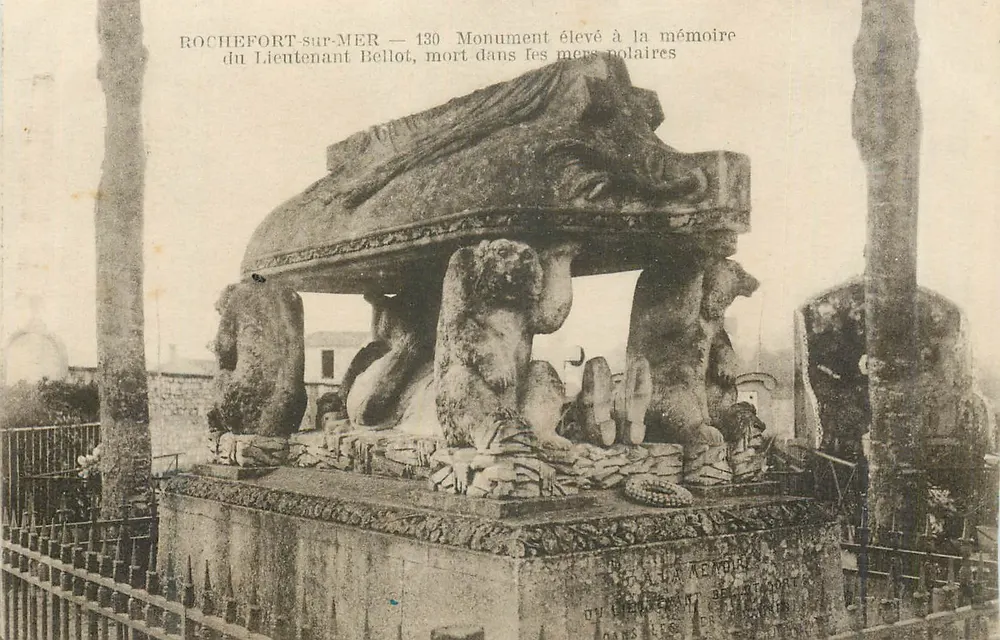 ROCHEFORT-sur-MER — 130 Monument errichtet zur Erinnerung an den Leutnant Bellot, der in den Polarmeeren starb - Vorderseite