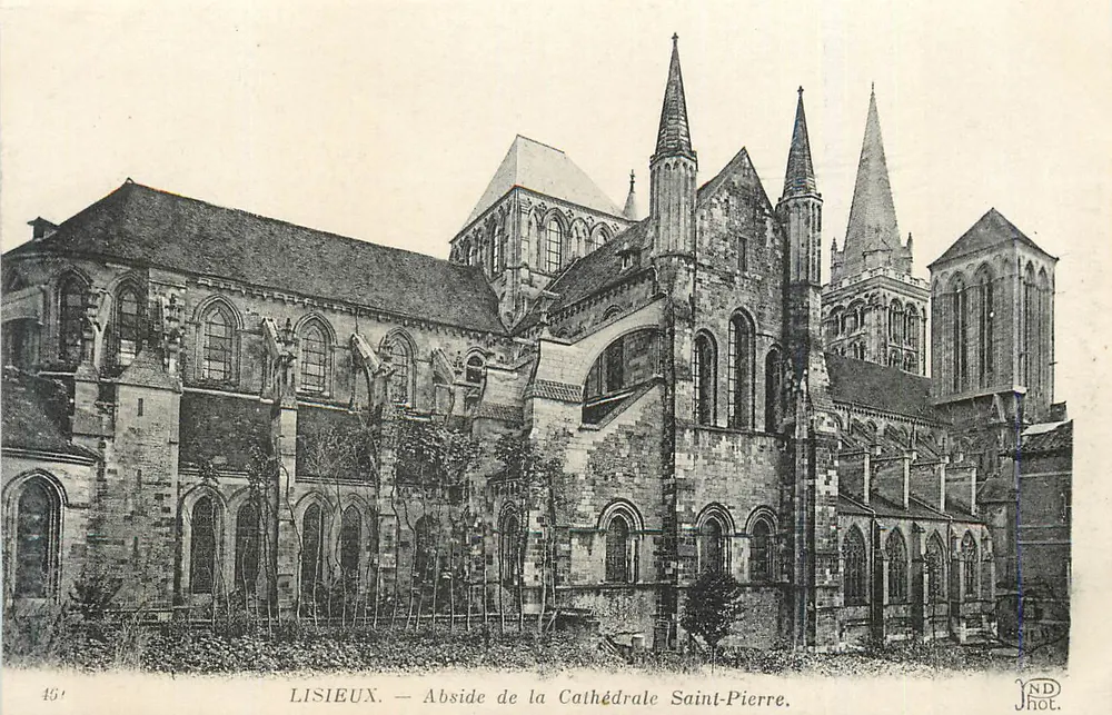 Lisieux — Apsis der Kathedrale Saint-Pierre — YNDhot. Nr. 45' - Vorderseite