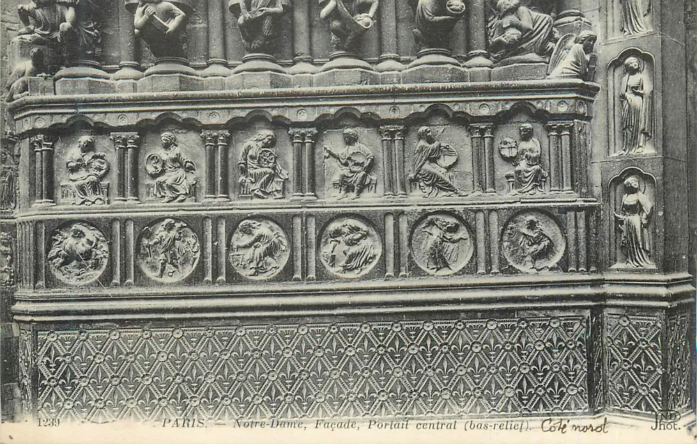 Paris — Notre-Dame, Fassade, Zentralportal (Relief), Nordseite - Vorderseite
