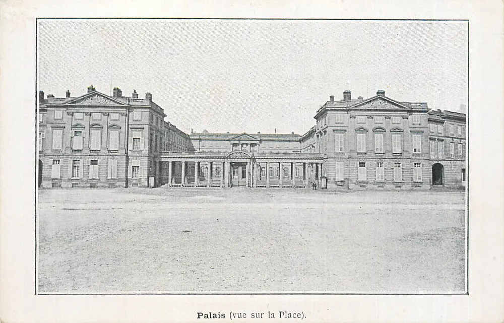 Palácio (visão da Praça) — Detalhe arquitetônico — Editor não identificado - Frente