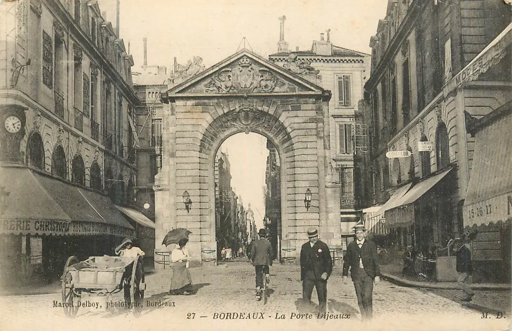 Bordeaux - A Porta Dijeaux — Marcel Delboy, fototipia, Bordeaux, n°27 - Frente