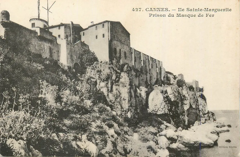 Cannes — Insel Sainte-Marguerite — Gefängnis des Eisenmasken — Edition Giletta, n° 427 - Vorderseite