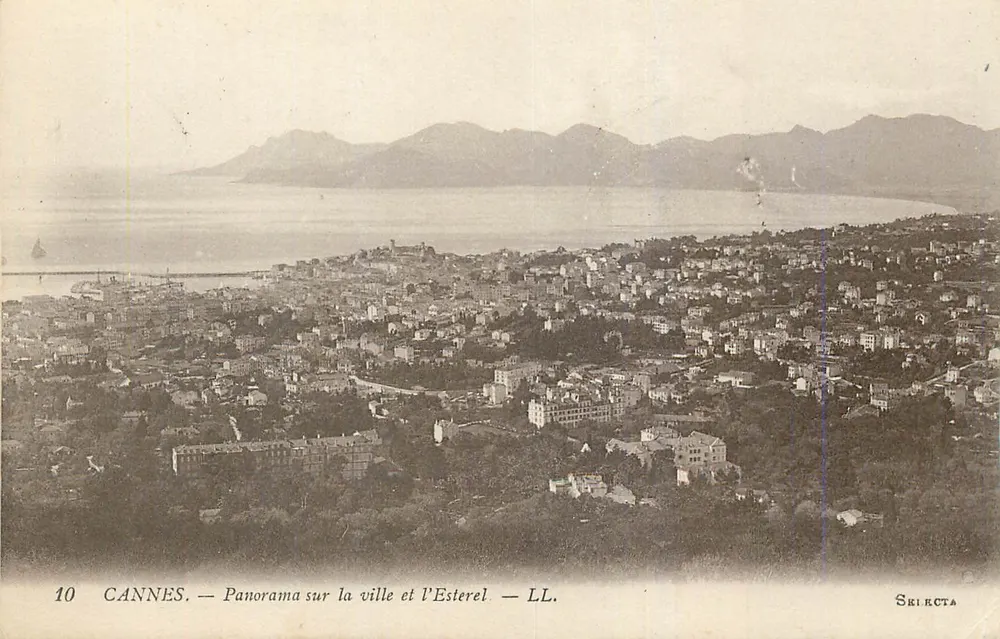 CANNES — Panorama der Stadt und des Esterel — LL. - Vorderseite