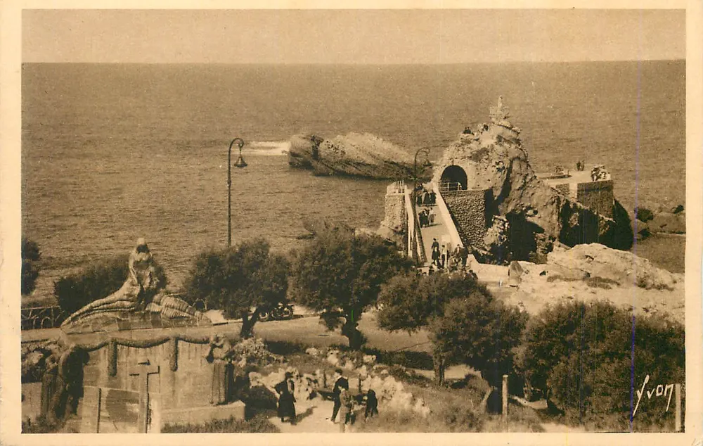 Ausblick auf das Meer bei Capri — Verlag Yvon, Seriennummer nicht sichtbar - Vorderseite