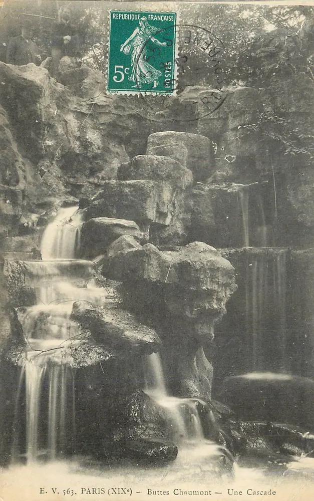 Buttes Chaumont — Uma Cascata — E.V. 563, PARIS (XIXe) - Frente