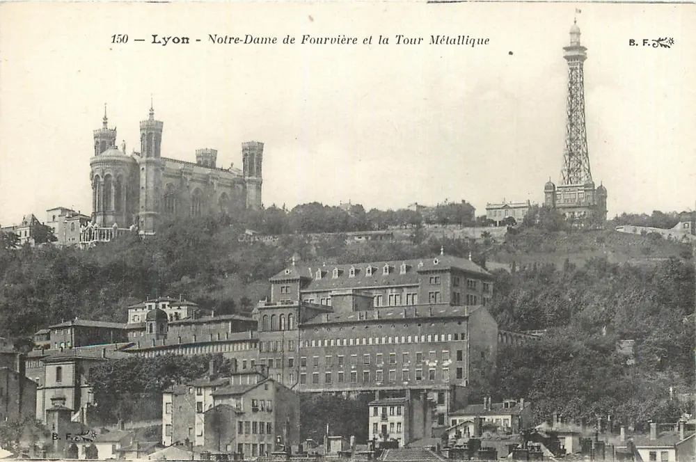 Lyon - Notre-Dame de Fourvière und die Metalltürme — B. F. n°150 - Vorderseite