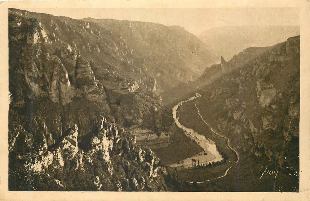 Rhône-Tal — Panoramablick — Yvon, Nr. 17 - Vorderseite