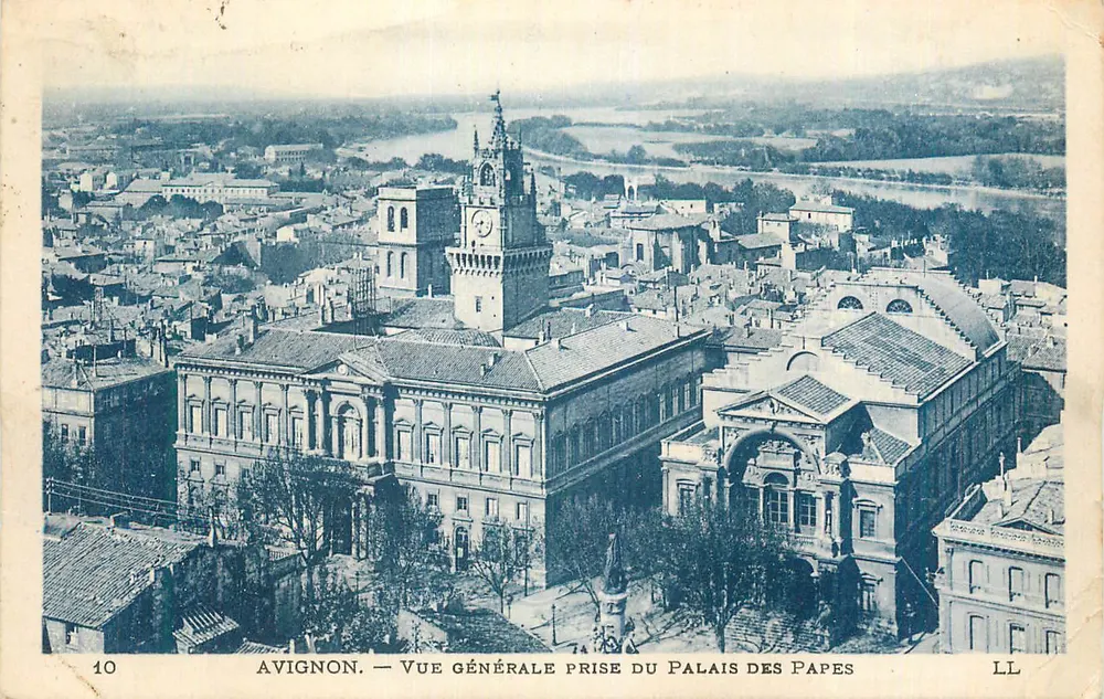 Avignon — Allgemeine Ansicht vom Palais des Papes - Vorderseite