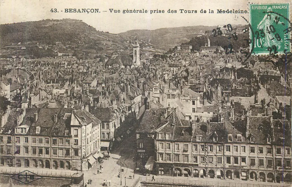 Besançon — Allgemeiner Blick von den Türmen der Madeleine — Verleger Léoura - Vorderseite