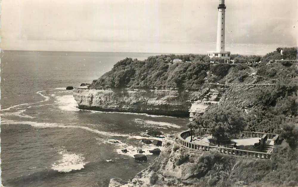 Farol da Ponte du Hoc — Normandia — editor não identificado - Frente