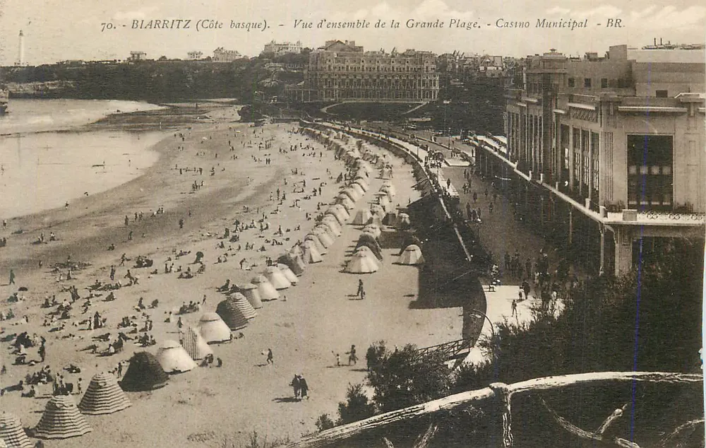 Biarritz (Côte basque) — Übersicht der Grande Plage — Kommunaler Casino — BR. - Vorderseite