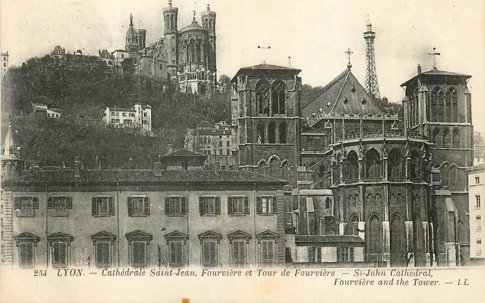 LYON — Kathedrale Saint-Jean, Fourvière und Turm von Fourvière — I.L. - Vorderseite