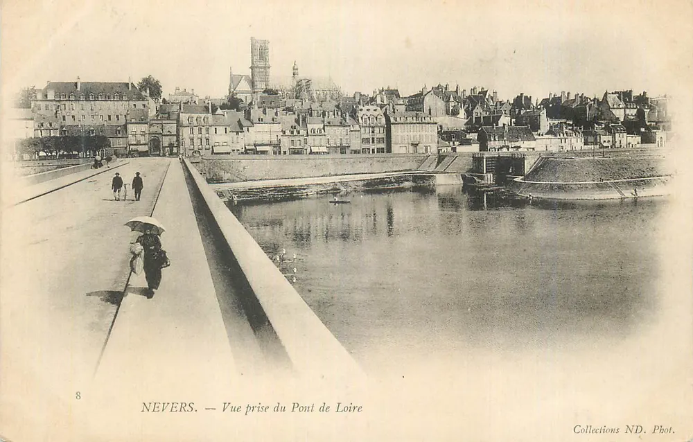 Nevers — Ansicht vom Loirer Brücke — Collections ND. Phot. - Vorderseite