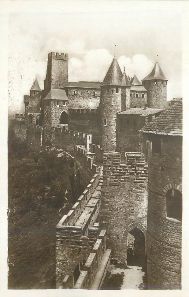 Schloss Carcassonne — Panoramablick — Verleger unbekannt - Vorderseite