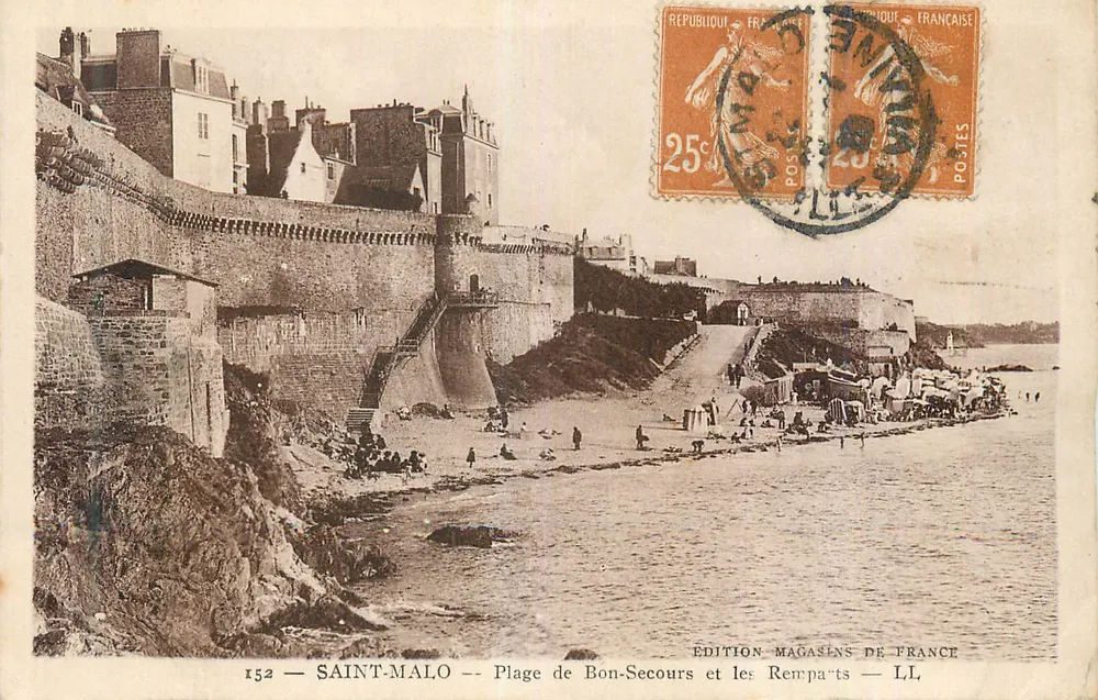 SAINT-MALO — Ansicht der Bon-Secours-Strand und die Mauern — ÉDITION MAGASINS DE FRANCE — n° 152 - Vorderseite
