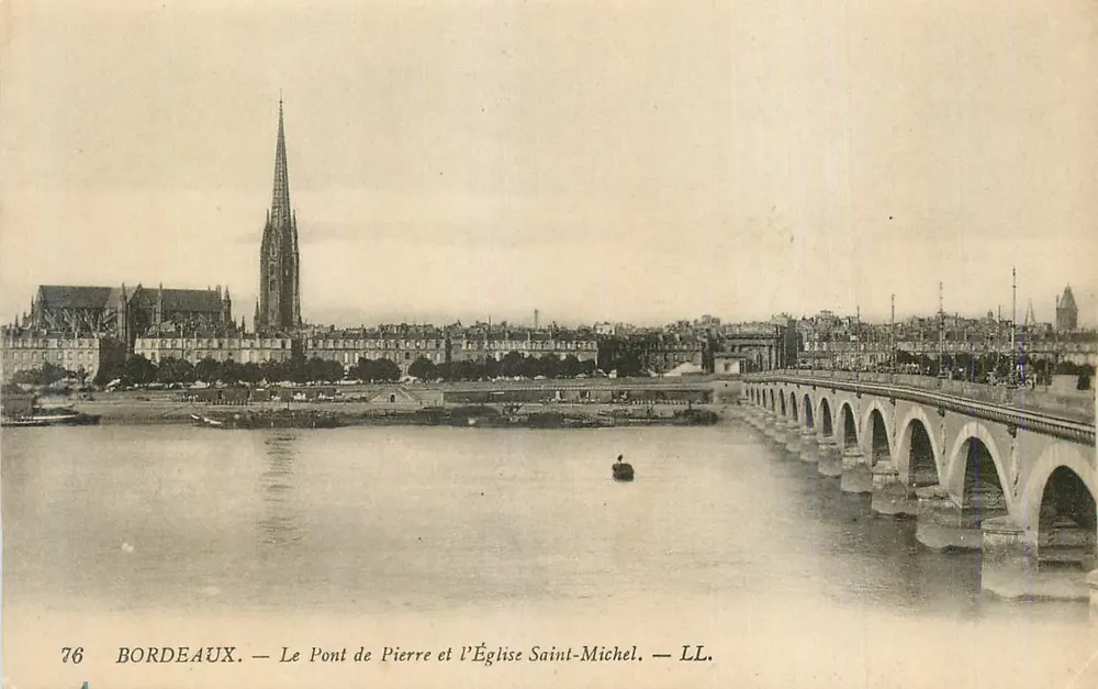 Bordeaux — Der Steinerne Brücke und die Kirche Saint-Michel — LL. - Vorderseite