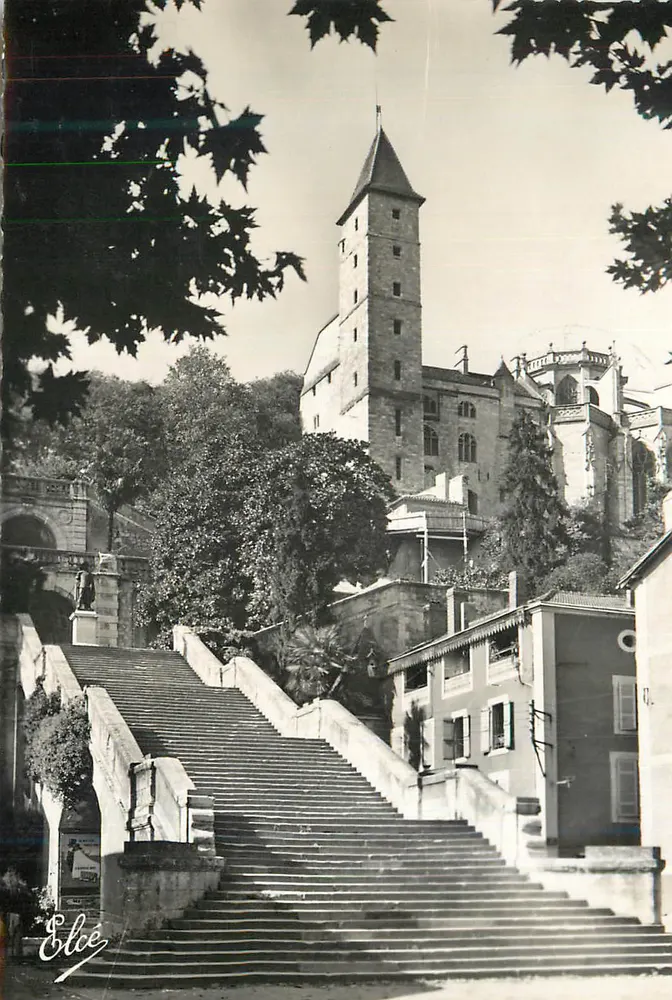 Château de Grasse — Blick von den Treppen — Verlag Elée - Vorderseite