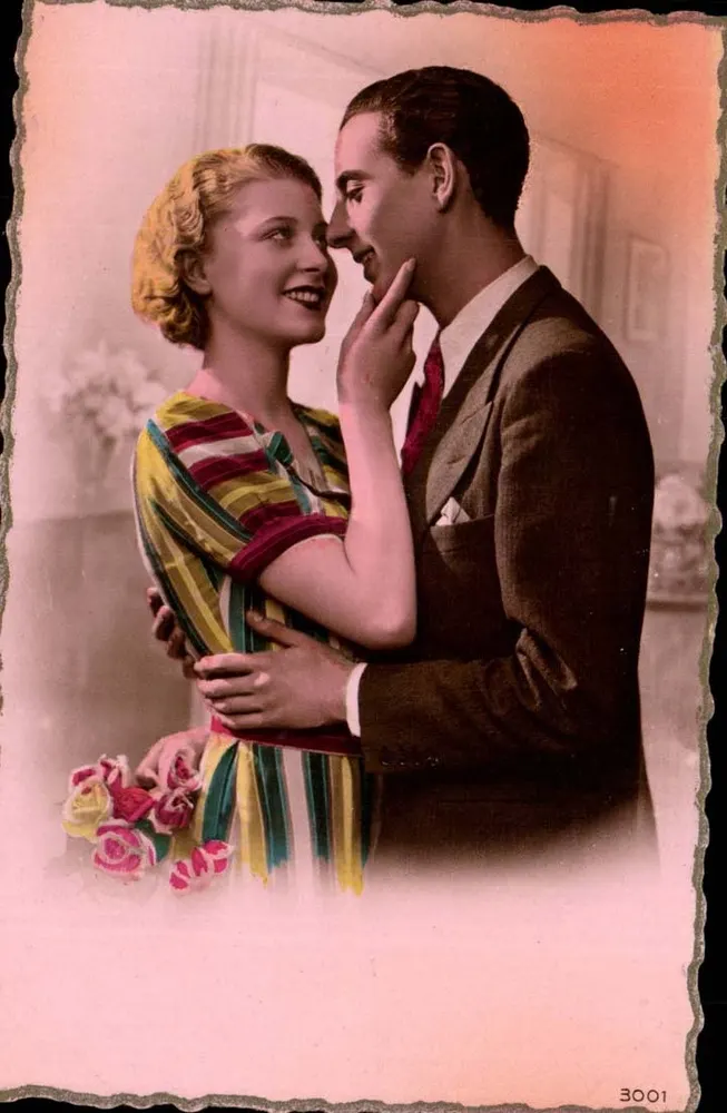 Casal amoroso — cena íntima — Amag n°3001 - Frente