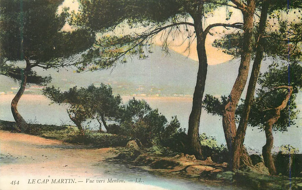 O Cabo Martin — Vista para Menton — LL. - Frente