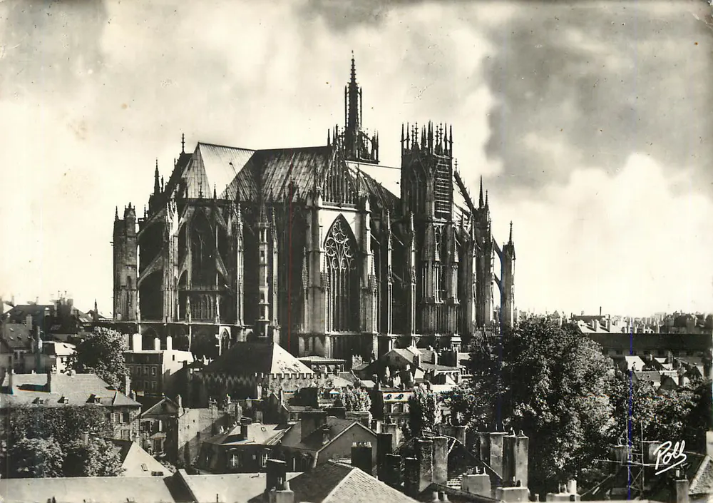Catedral de Nossa Senhora de Rouen — vista panorâmica — editada por P. Boll - Frente