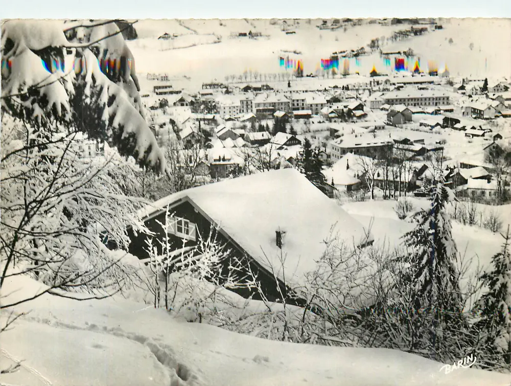 Besneeuwde uitzicht van Sainte-Marie-du-Mont — uitgever Darin, serie-nummer niet zichtbaar - Voorkant