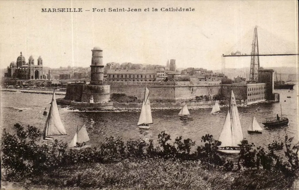 Marseille — Fort Saint-Jean und die Kathedrale - Vorderseite