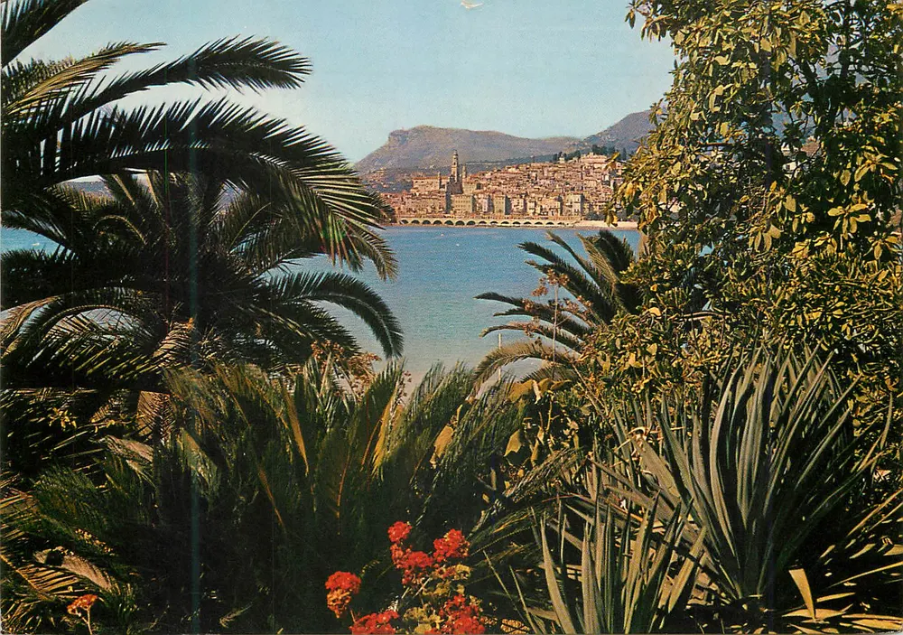 Vista da cidade de Cagliari — Sardenha — editor não identificável - Frente