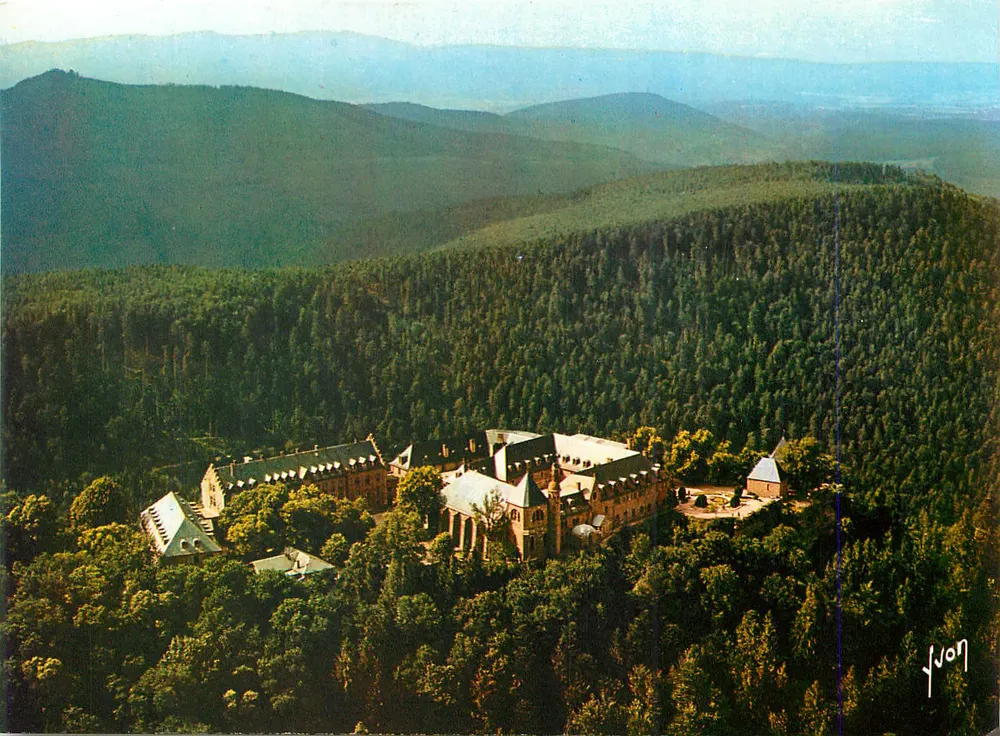Schloss der Forêt — Luftbild — Verlag Juvon, Seriennummer nicht sichtbar - Vorderseite