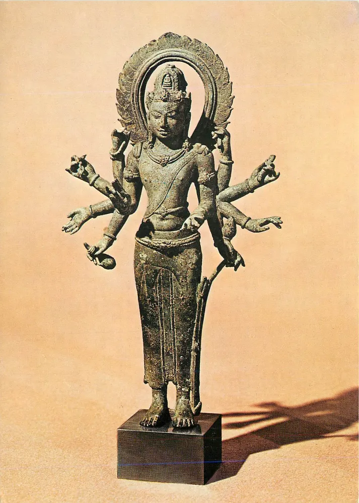 Estátua de bronze de Durga — editor não visível — número de série não legível - Frente