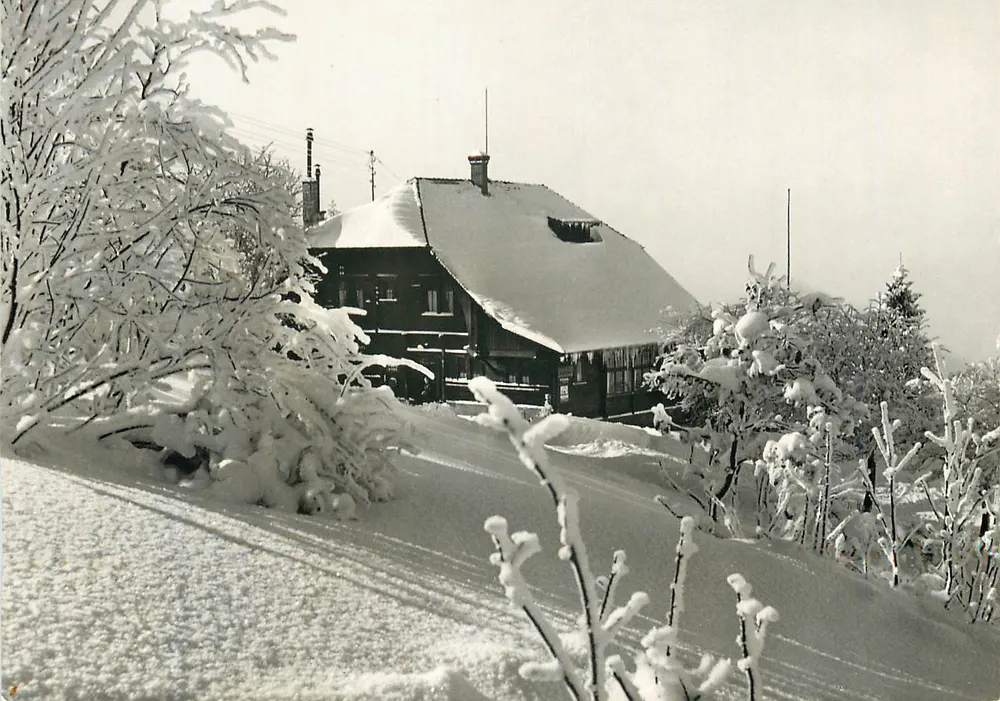Schneechalet — Winterlandschaft — Verleger unbekannt - Vorderseite