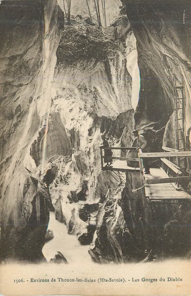 Die Teufelsklamm — Umgebung von Thonon-les-Bains (Haut-Savoie) - Vorderseite