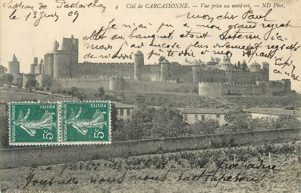 Schloss Carcassonne — Ansicht vom Nordosten — ND Fot. - Vorderseite