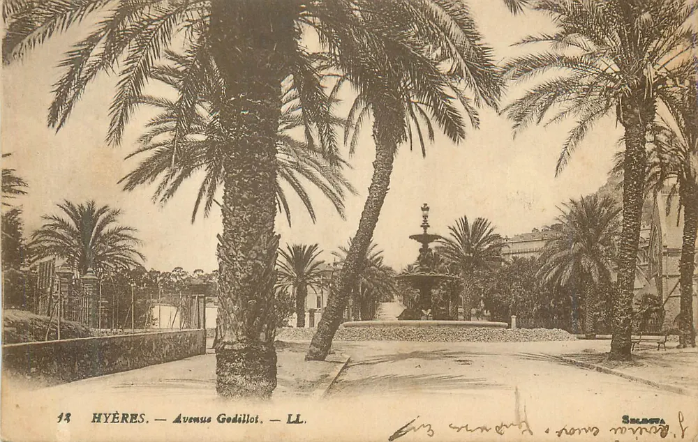 Hyères — Avenue Godillot — LL. - Voorkant