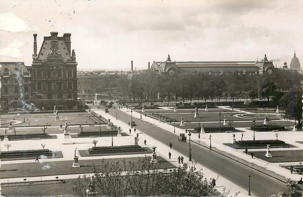 Place de la Concorde — vista em direção ao Arco do Triunfo — editor desconhecido - Frente