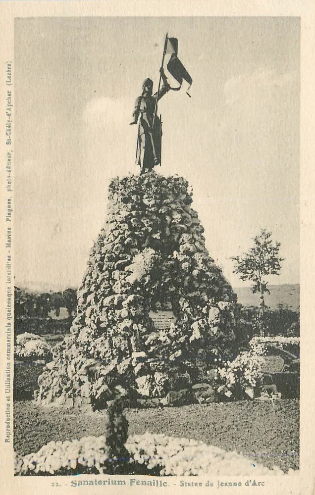 Sanatório Fenaille — Estátua de Joana d'Arc — editor Marius Plagnes, n°21 - Frente