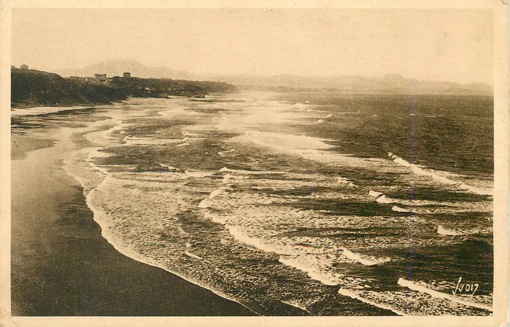 Praia da Costa Azul — vista panorâmica — editor desconhecido, n° de série 017 - Frente