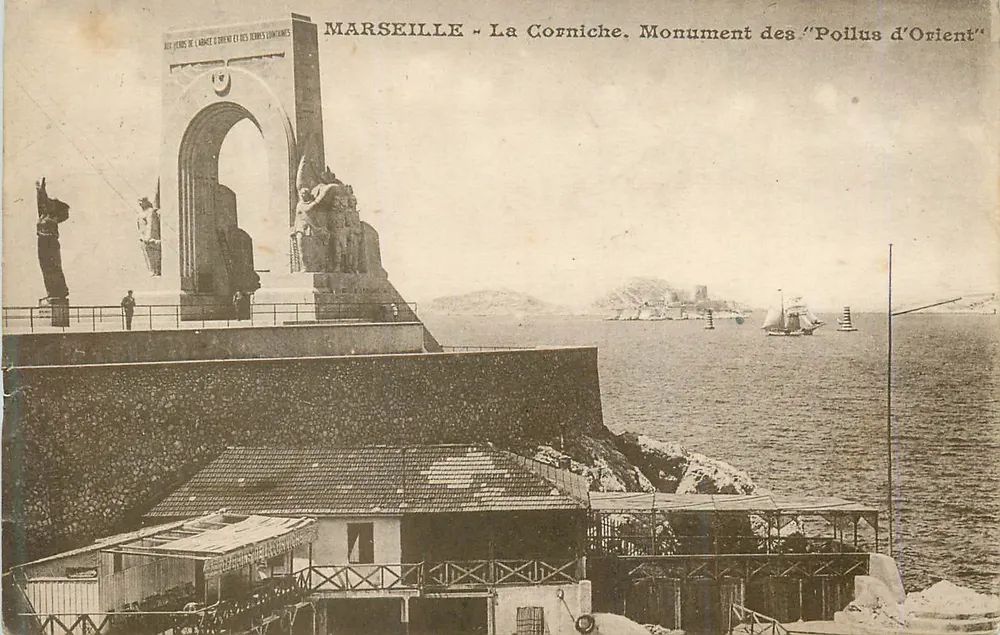 MARSIGLIA - La Corniche. Monumento dei "Pollus d'Orient" - Recto