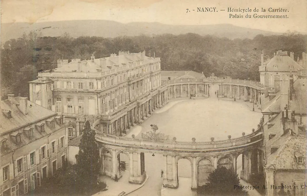 NANCY — Hémicycle de la Carrière. Palast des Regierungs — Phototypie A. Humblot et C° - Vorderseite
