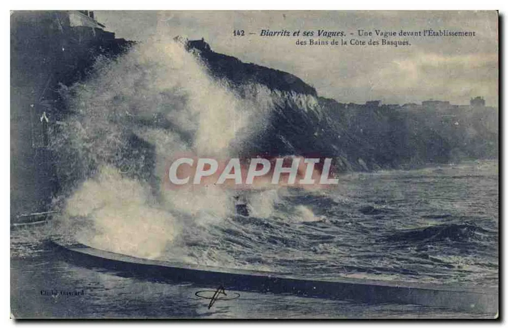 Biarritz und seine Wellen — Eine Welle vor dem Badehaus der Côte des Basques — Verlag: Cliché Impérial, Nr. 142 - Vorderseite