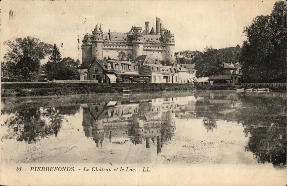Pierrefonds - O Castelo e o Lago - LL - Frente