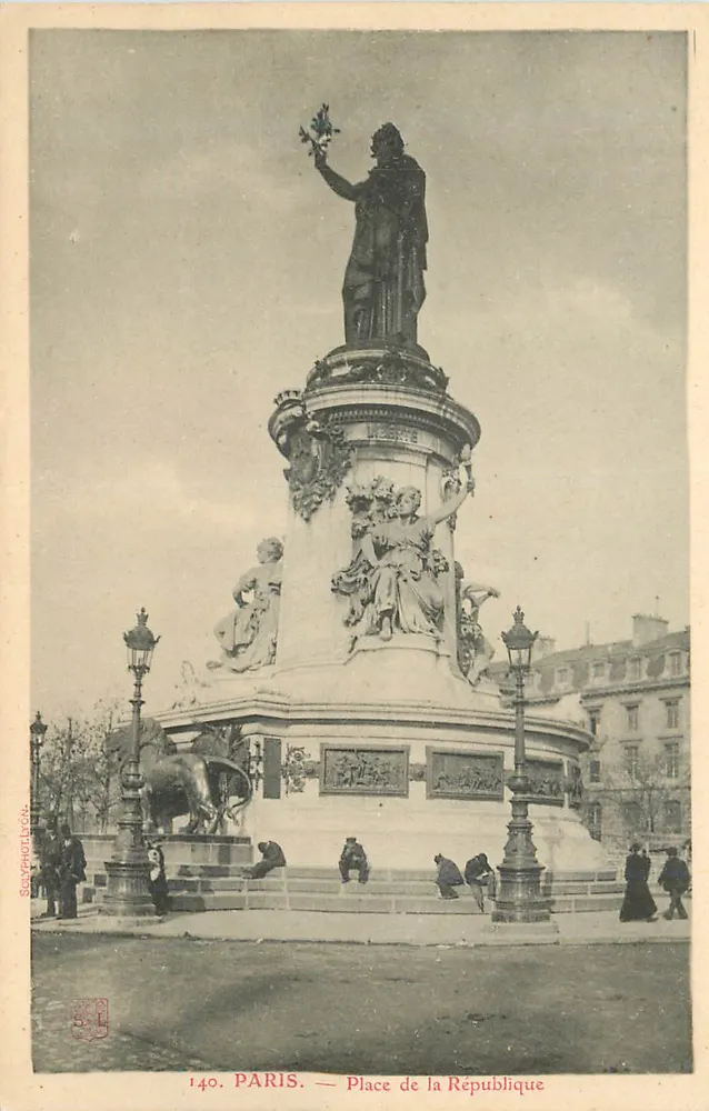 Paris — Place da República — Say Phototypie, n°140 - Frente