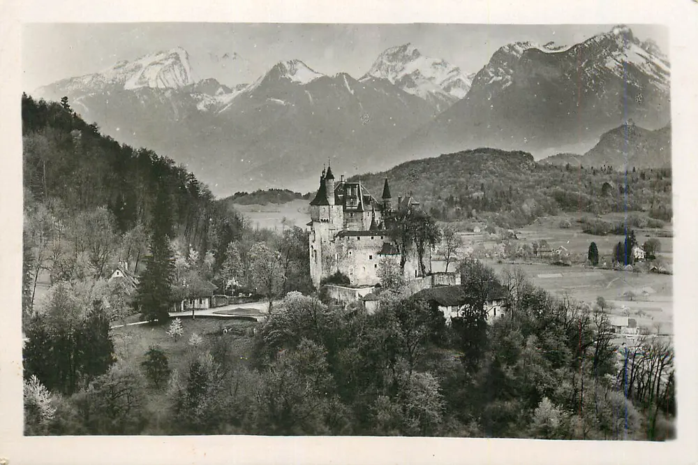 Moderne Ansichtskarte Menton Saint Bernard (Haute Savoie) Die Montaignes des Bauges - Vorderseite