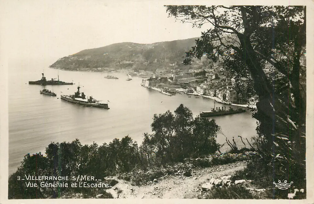 Villefranche-sur-Mer — Allgemeiner Blick und Die Flotte — unbekannter Verlag, Nr. 3 - Vorderseite