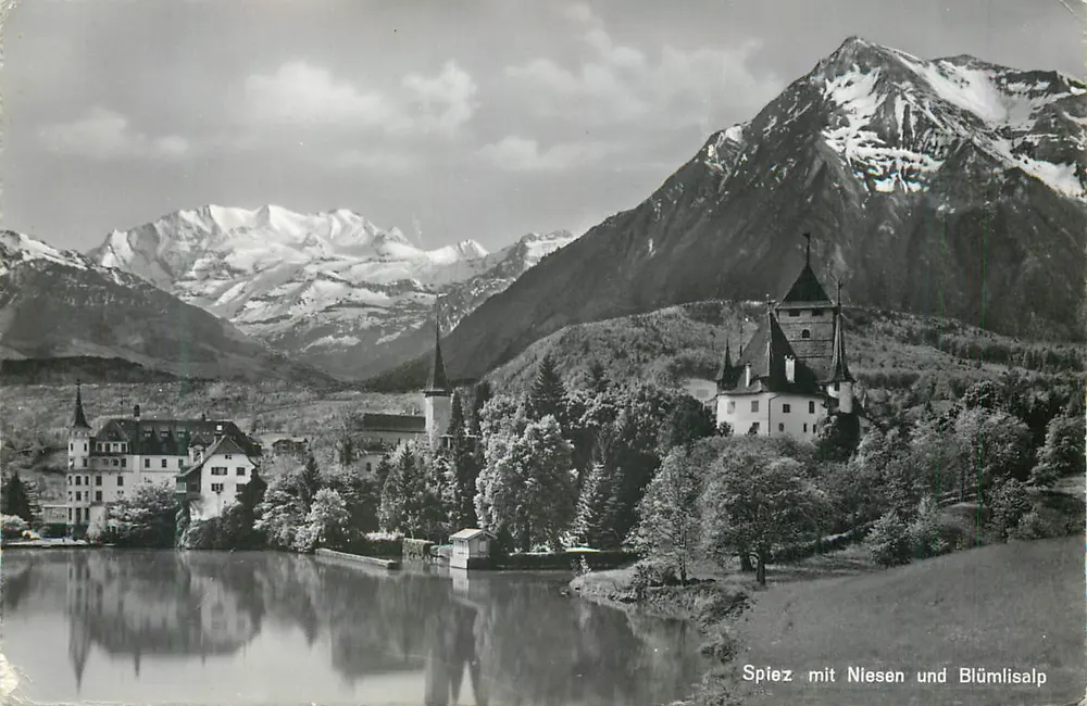 Spiez met Niesen en Blümlisalp — algemene uitzicht — onbekende uitgever - Voorkant