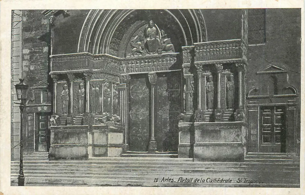 Arles. Portal der Kathedrale Saint-Trophime — Verlag und Seriennummer nicht lesbar - Vorderseite