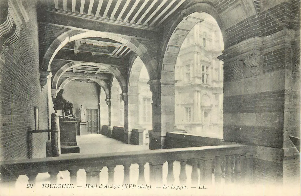 Toulouse — Hotel d'Assézat (16. Jahrhundert) — La Loggia — LL. - Vorderseite