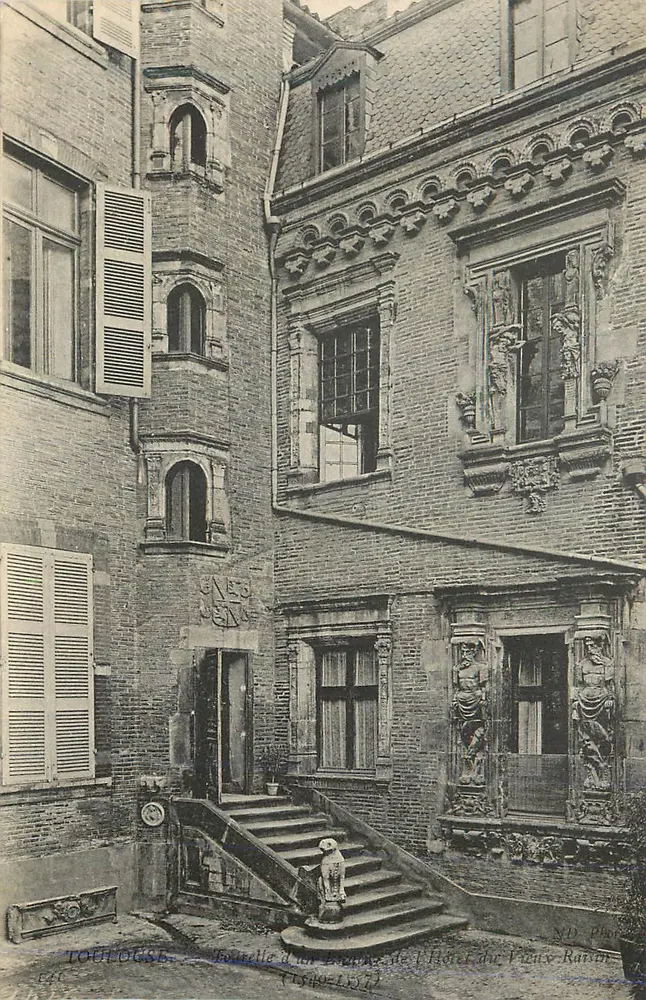 Toulouse — Fontanelle do antigo Hotel do Vigan-Ramon — ND Photo - Frente