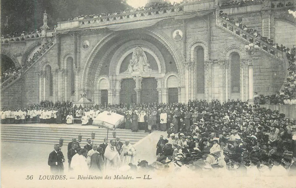 Lourdes — Bênção dos Doentes — LL. N° 56 - Frente